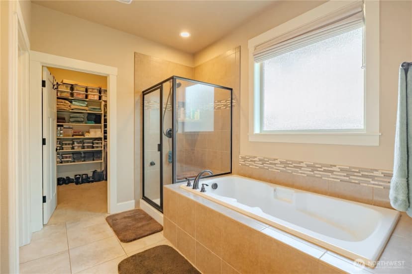 Property photo for 1822 S Dusky Drive, Ridgefield photo 30