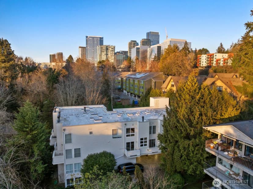Property photo for 10237 Se 3rd Street #5, Bellevue photo 31