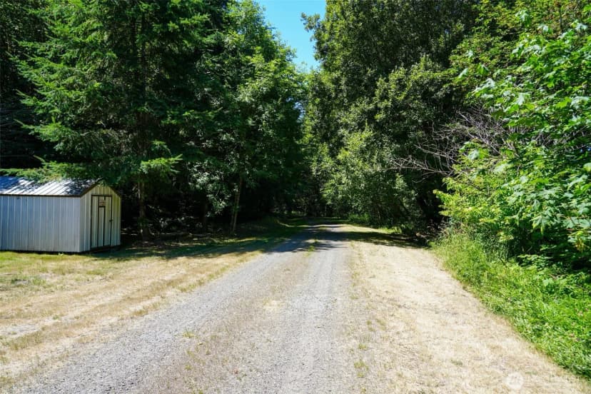 Property photo for 21500 Tono Road, Centralia photo 22