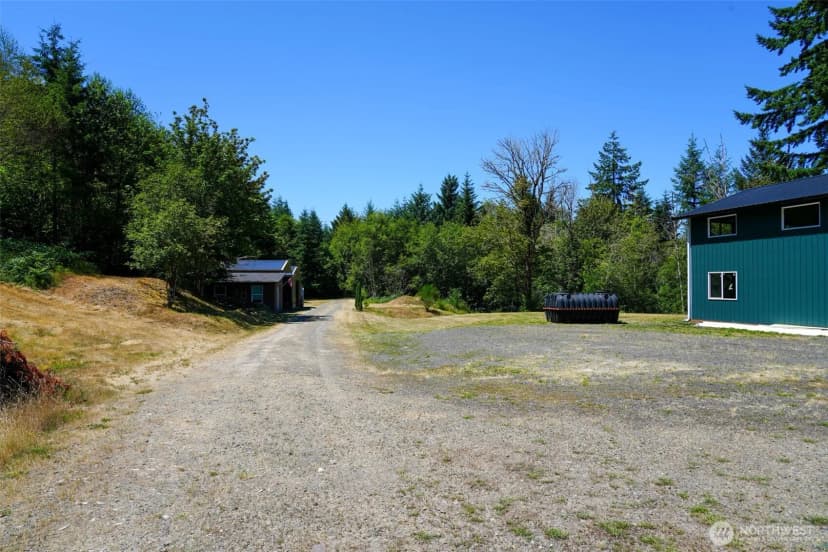 Property photo for 21500 Tono Road, Centralia photo 17