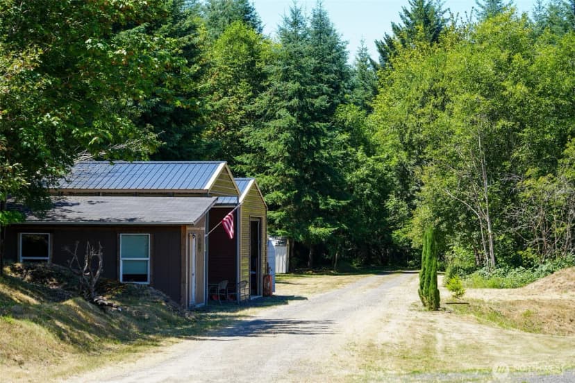 Property photo for 21500 Tono Road, Centralia photo 14