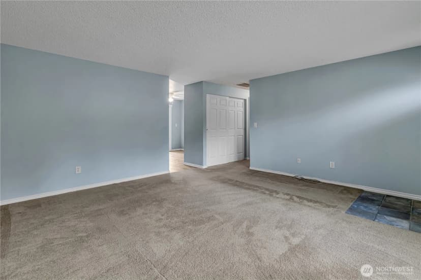 Property photo for 18759 130th Avenue Se, Renton photo 4