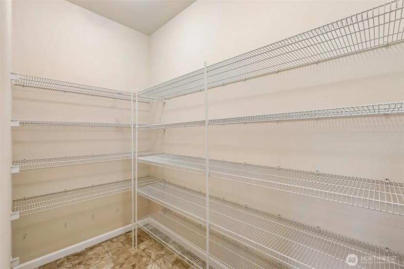 Property photo for 13611 Ne 136th Pl, Kirkland photo 20