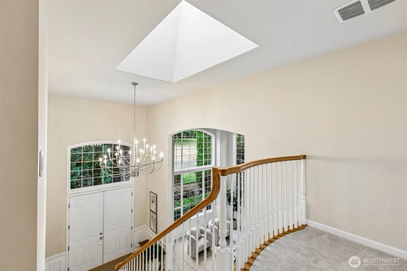 Property photo for 13611 Ne 136th Pl, Kirkland photo 26