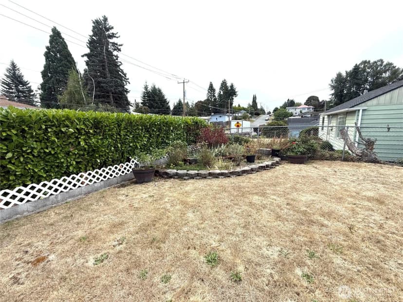 Property photo for 11829 76 Avenue S, Seattle photo 32
