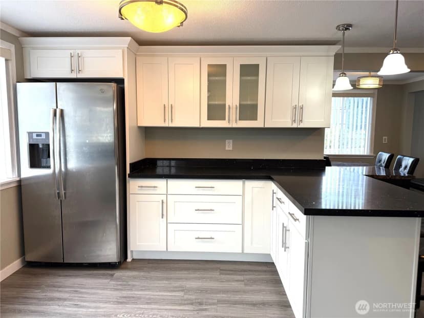 Property photo for 11829 76 Avenue S, Seattle photo 10