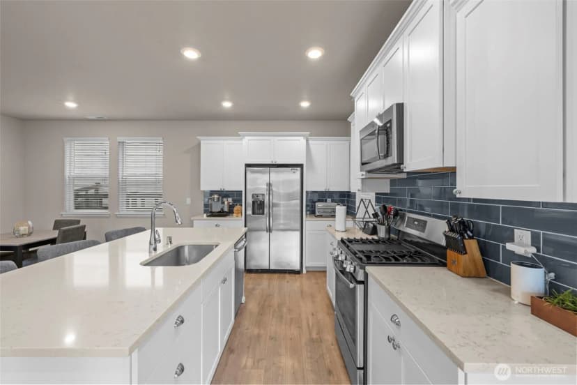 Property photo for 32898 Pine Avenue Se, Black Diamond photo 8