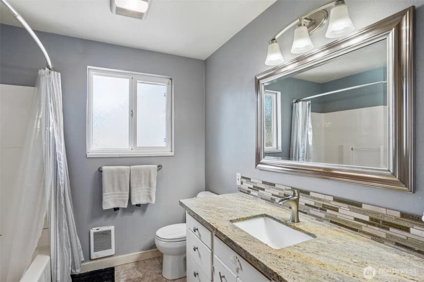 Property photo for 1006 S 72nd Street, Tacoma photo 11