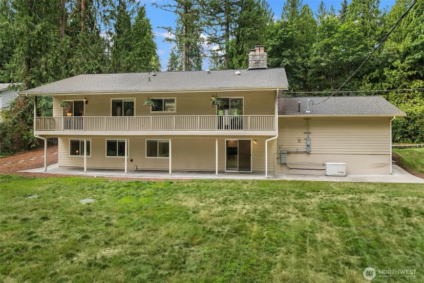 Property photo for 13620 233rd Way Se, Issaquah photo 32