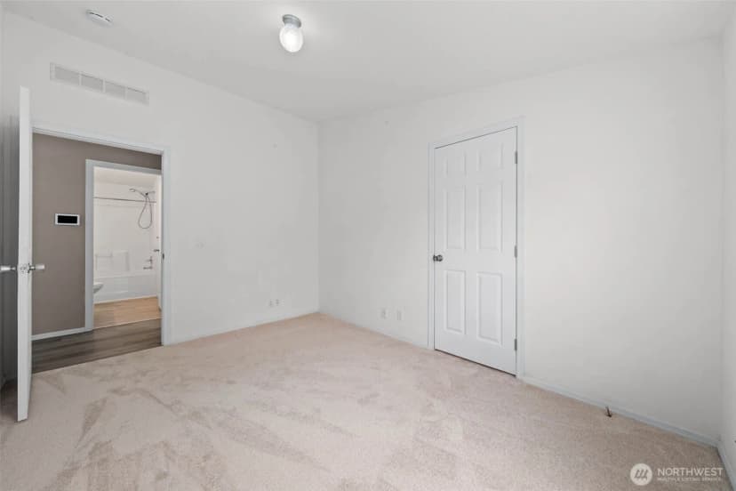 Property photo for 14609 246th Street E, Graham photo 36