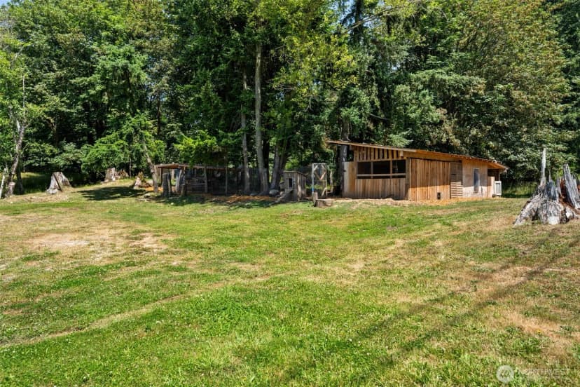 Property photo for 14609 246th Street E, Graham photo 14