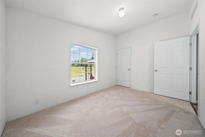 Property photo for 14609 246th Street E, Graham photo 37