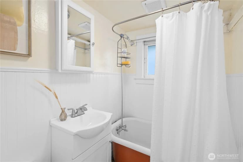 Property photo for 1129 37th Avenue, Seattle photo 33