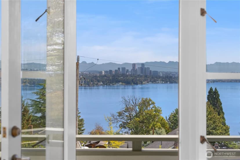 Property photo for 1129 37th Avenue, Seattle photo 20
