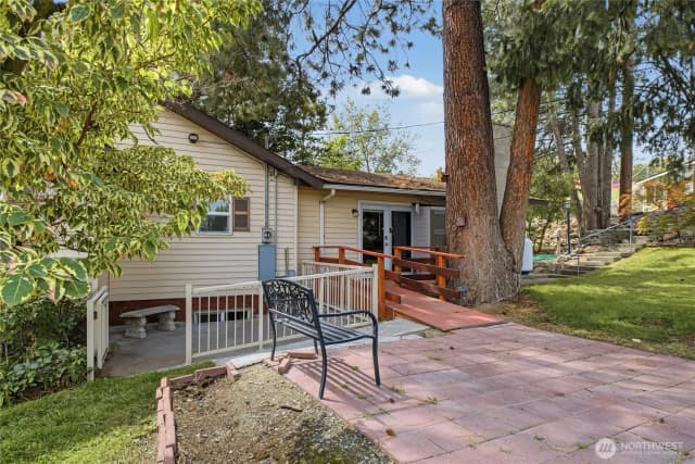 Property photo for 779 N 2nd Avenue, Okanogan photo 3
