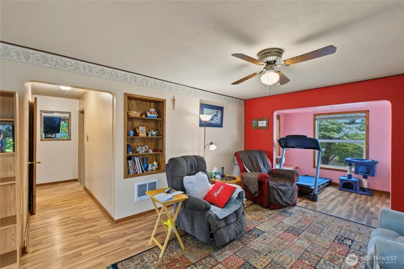 Property photo for 779 N 2nd Avenue, Okanogan photo 17