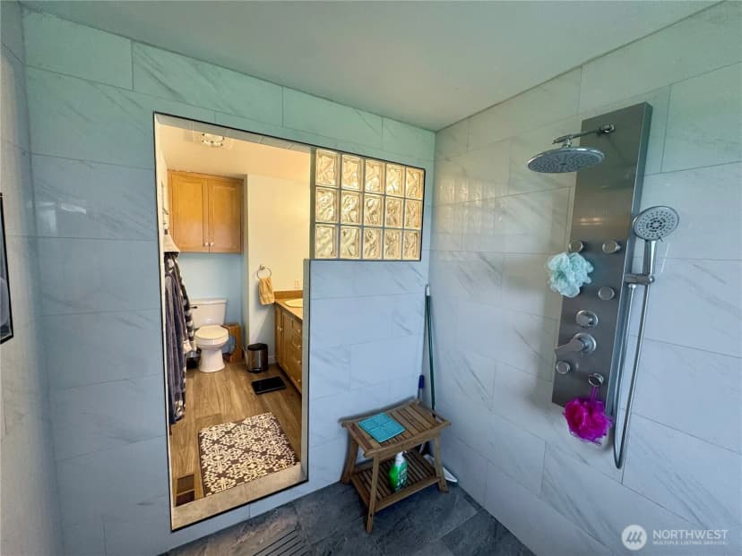 Property photo for 15625 11th Avenue Ne, Arlington photo 24