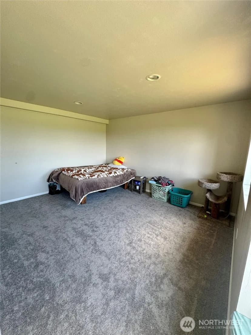 Property photo for 15625 11th Avenue Ne, Arlington photo 29
