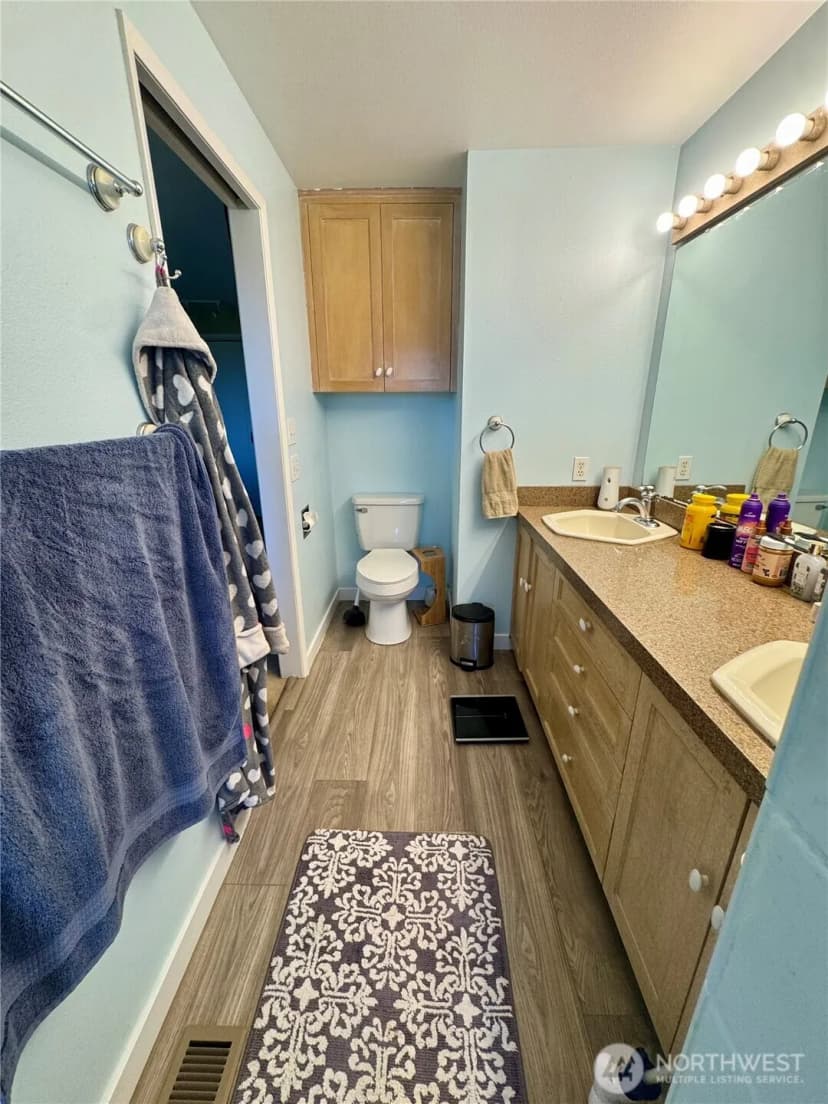 Property photo for 15625 11th Avenue Ne, Arlington photo 25