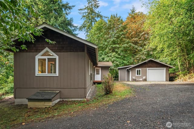 Property photo for 20215 81st Avenue, Vashon photo 2