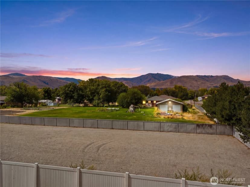 Property photo for 123 Nw Porters Court, East Wenatchee photo 13