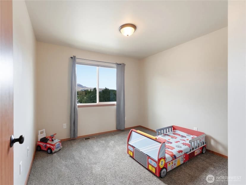 Property photo for 123 Nw Porters Court, East Wenatchee photo 26
