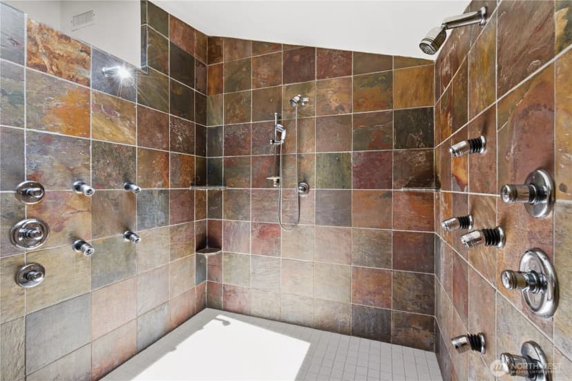 Property photo for 8279 W Mercer Way, Mercer Island photo 24