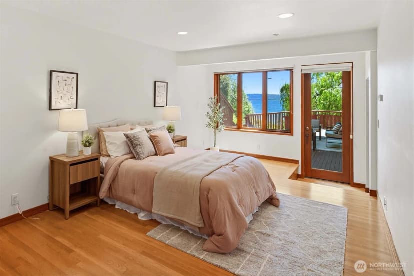 Property photo for 8279 W Mercer Way, Mercer Island photo 26