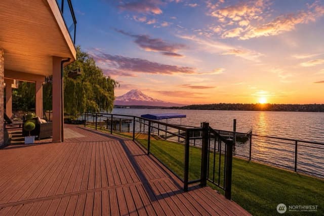Property photo for 8279 W Mercer Way, Mercer Island