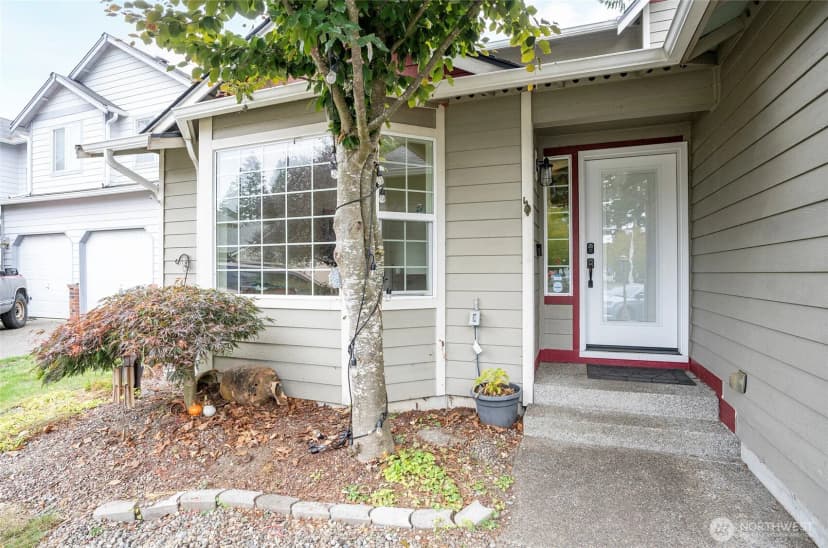 Property photo for 8328 49th Loop Se, Olympia photo 2