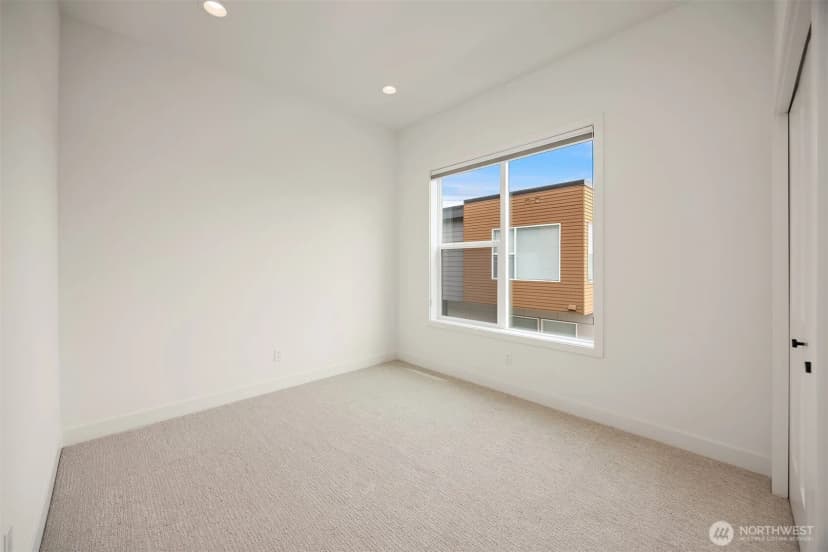 Property photo for 6712 Ne 185th Street #1, Kenmore photo 29
