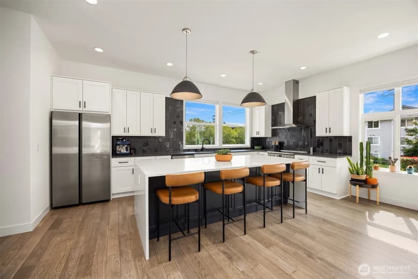 Property photo for 6712 Ne 185th Street #1, Kenmore photo 11
