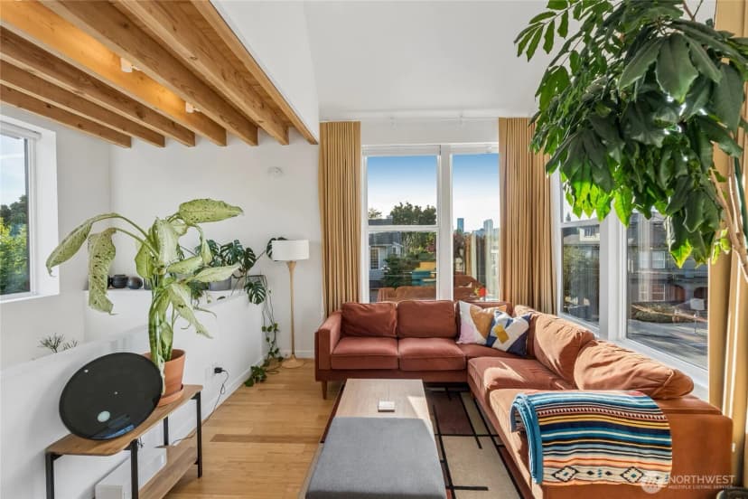 Property photo for 2303 E Alder Street, Seattle photo 15