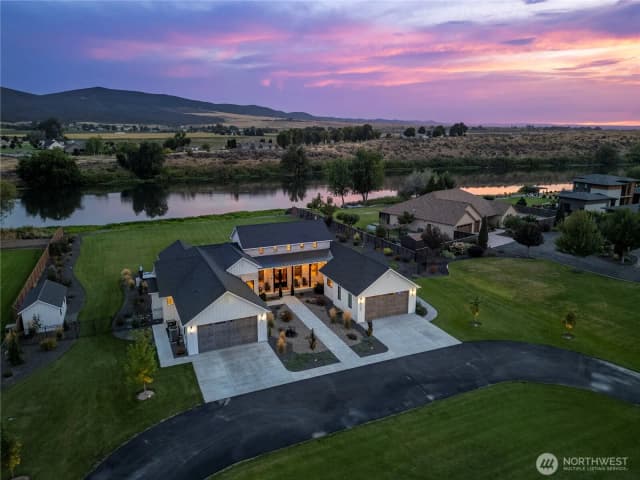 Property photo for 175407 Rivers Edge Drive, Prosser