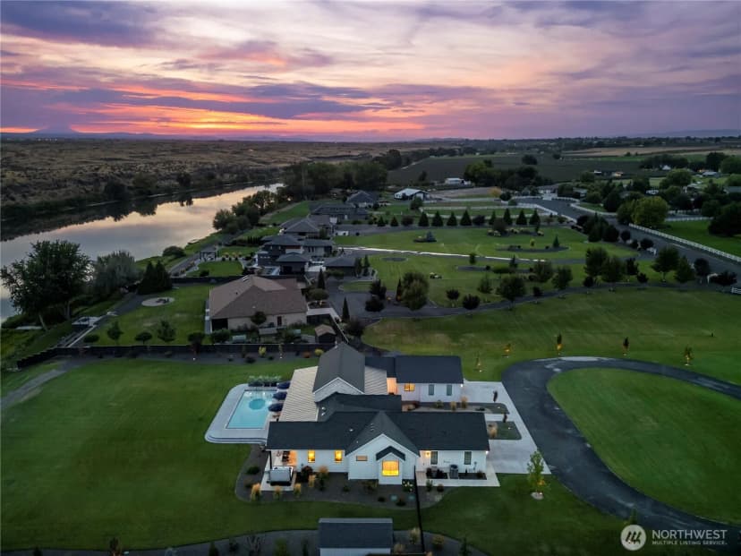 Property photo for 175407 Rivers Edge Drive, Prosser photo 6
