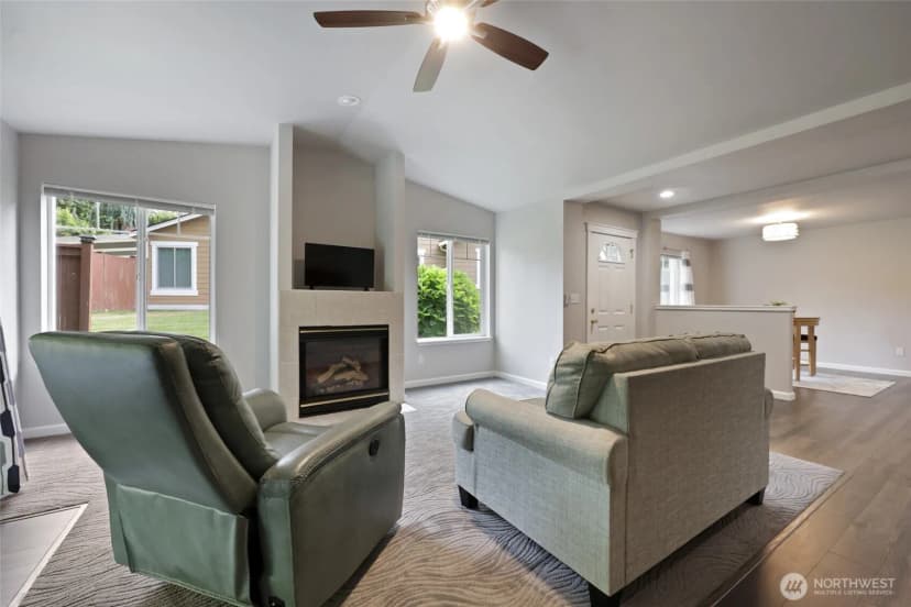 Property photo for 3674 Simmons Mill Sw #b, Olympia photo 6