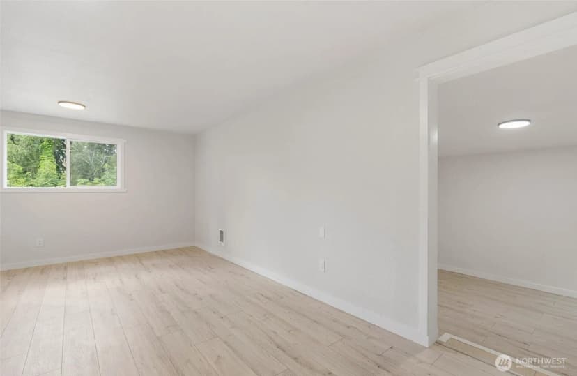 Property photo for 24125 88th Avenue E, Graham photo 18