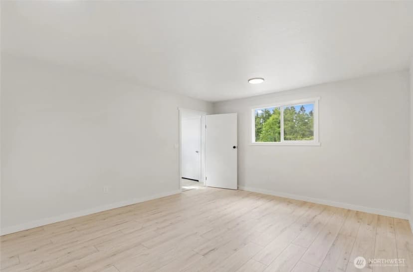 Property photo for 24125 88th Avenue E, Graham photo 16