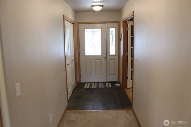 Property photo for 406 Jackson Court, Nooksack photo 5