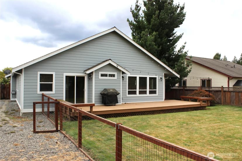 Property photo for 406 Jackson Court, Nooksack photo 32