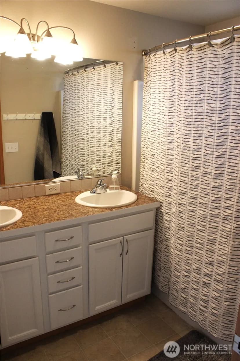 Property photo for 406 Jackson Court, Nooksack photo 24