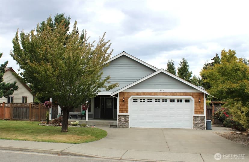 Property photo for 406 Jackson Court, Nooksack
