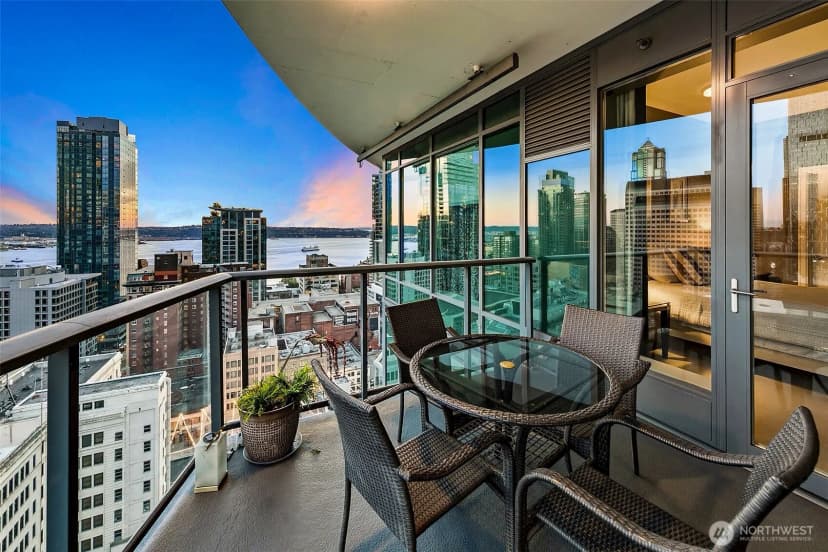 Property photo for 1920 4th Avenue #2405, Seattle photo 12