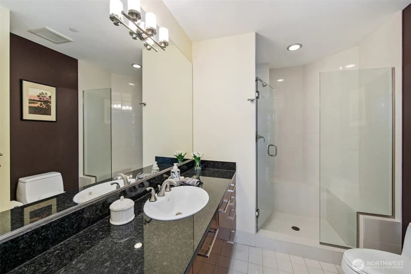Property photo for 1920 4th Avenue #2405, Seattle photo 30
