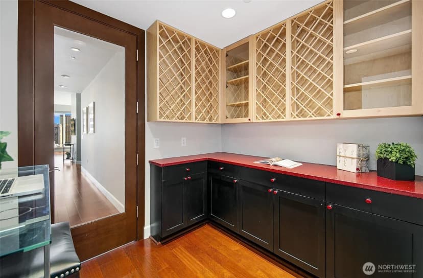 Property photo for 1920 4th Avenue #2405, Seattle photo 24