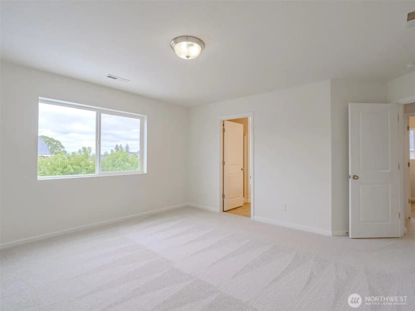Property photo for 291 N 34th Court, Ridgefield photo 19