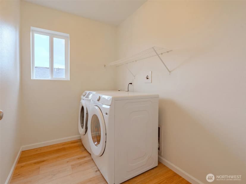 Property photo for 291 N 34th Court, Ridgefield photo 31