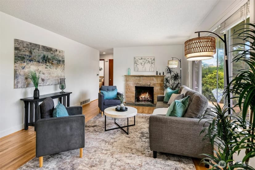 Property photo for 3039 49th Avenue Sw, Seattle photo 6