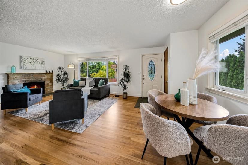 Property photo for 3039 49th Avenue Sw, Seattle photo 7