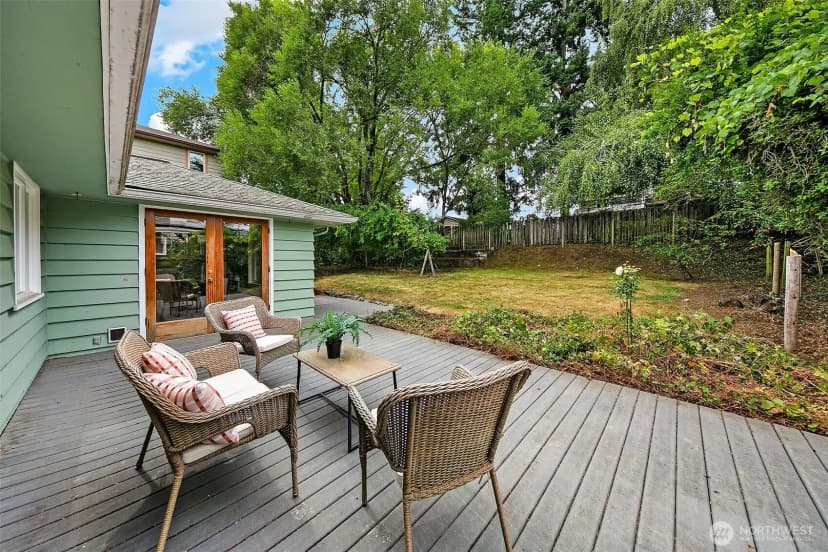 Property photo for 3039 49th Avenue Sw, Seattle photo 22